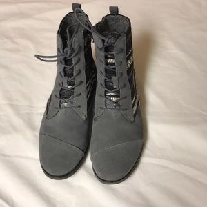 Suede TOMS boots